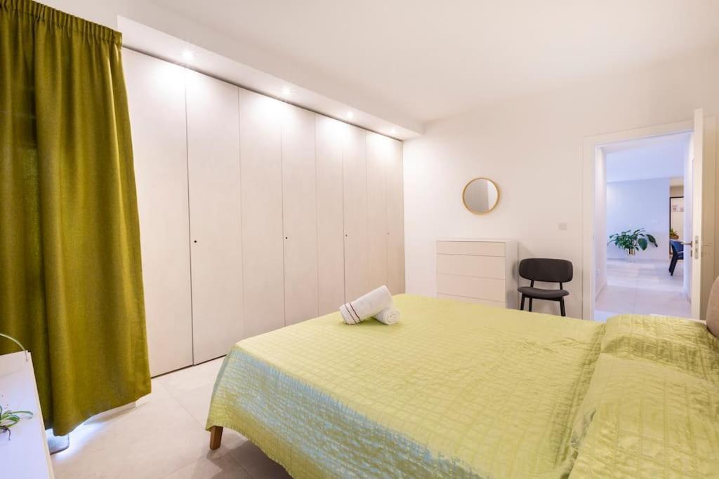 Ngh12 - Lovely And Spacious 2 Bedroom Apartment Naxxar Dış mekan fotoğraf